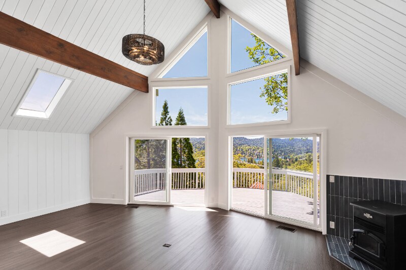 28720 Zion Dr in Lake Arrowhead, CA - Building Photo