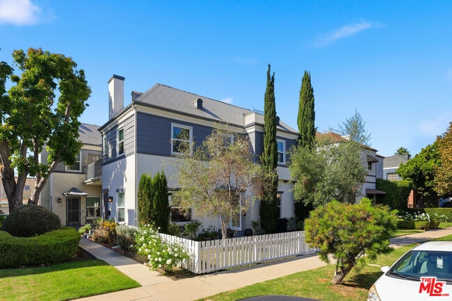 property at 111 N Harper Ave