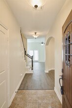 630 Aulia Ln in Spring, TX - Foto de edificio - Building Photo