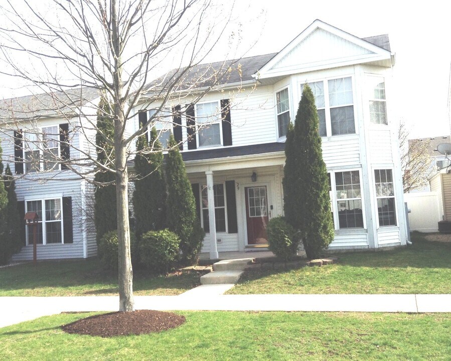 29 Harmony Ln in Romeoville, IL - Foto de edificio