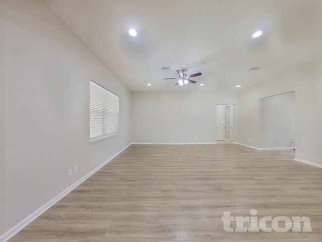 3525 Chandler Estates Dr in Apopka, FL - Building Photo - Building Photo