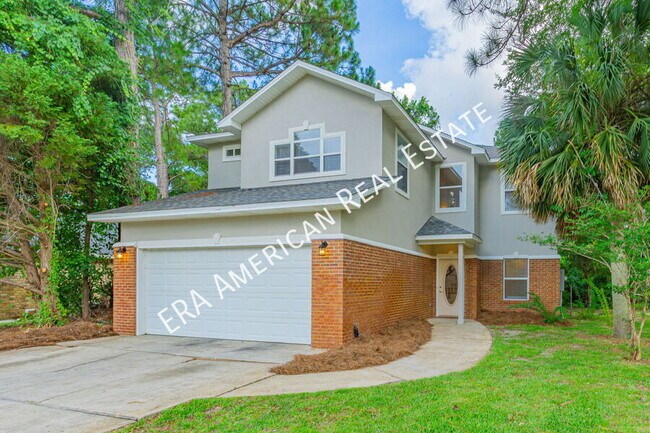 property at 3884 Mesa Rd