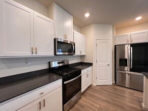 1018 Brierwood Ln in Fernley, NV - Building Photo - Building Photo