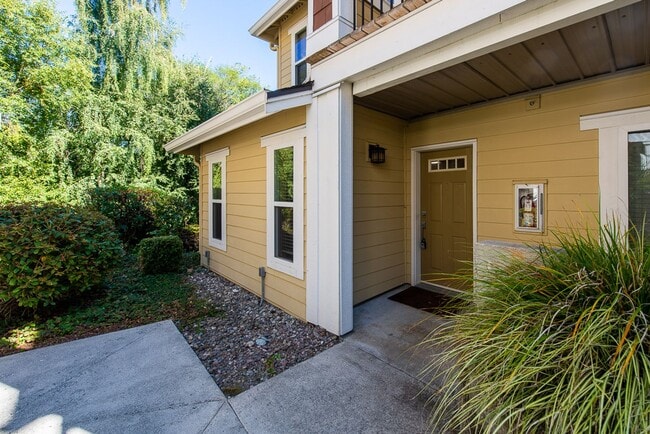 property at 5551 Lakemont Blvd SE