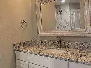 6 Shady Brook Ct in Wichita Falls, TX - Building Photo - Building Photo