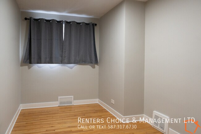 3 Bedroom Main Floor Utilities Included in Lethbridge, AB - Building Photo - Building Photo
