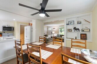 189 N High St in Bridgton, ME - Foto de edificio - Building Photo