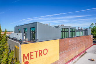 The Metropolitan Bldg in Salem, OR - Building Photo - Building Photo