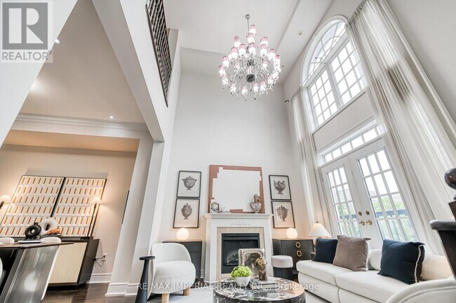 property at 21 Mackenzie's Stand Ave