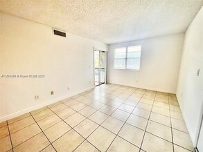 1257 SW 46th Ave in Pompano Beach, FL - Building Photo - Building Photo