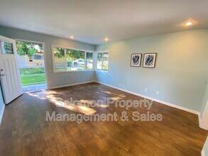 3800 Jefferson St in Carlsbad, CA - Building Photo - Building Photo