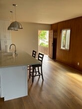 507 N Helberta Ave, Unit Lower Unit in Redondo Beach, CA - Building Photo - Building Photo
