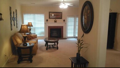 813 Halstead Ct SE in Huntsville, AL - Building Photo - Building Photo