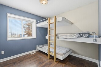 11516 N Windsor Ave in Kansas City, MO - Building Photo - Building Photo