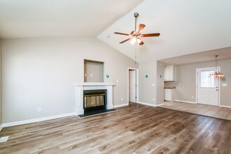 40 Bent Creek Ct in Clayton, NC - Foto de edificio - Building Photo