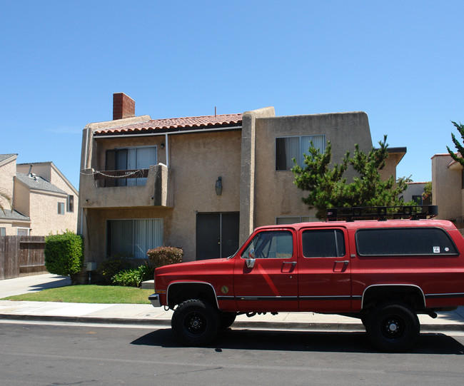 16702 Dolores St in Huntington Beach, CA - Building Photo - Building Photo