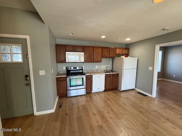 461 Troy-Schenectady Rd