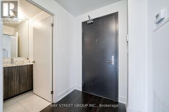 955-3955 Bay St. in Toronto, ON - Building Photo - Building Photo