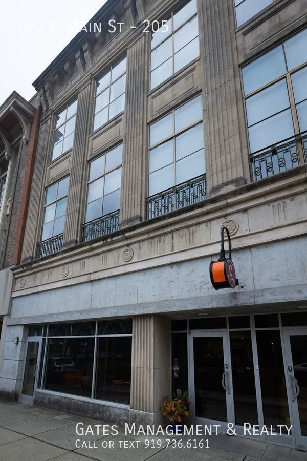 property at 109 W Main St