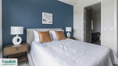 825 Usener St, Unit 824 in Houston, TX - Building Photo - Building Photo