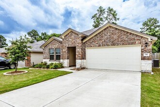 306 Pecos Dr in Huntsville, TX - Building Photo - Building Photo