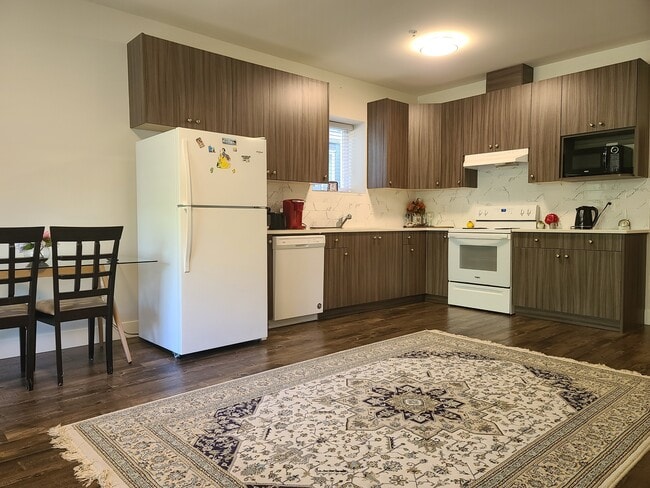 property at 11271-11238 238 St