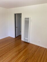 258 Palo Alto Ave in Mountain View, CA - Building Photo - Building Photo