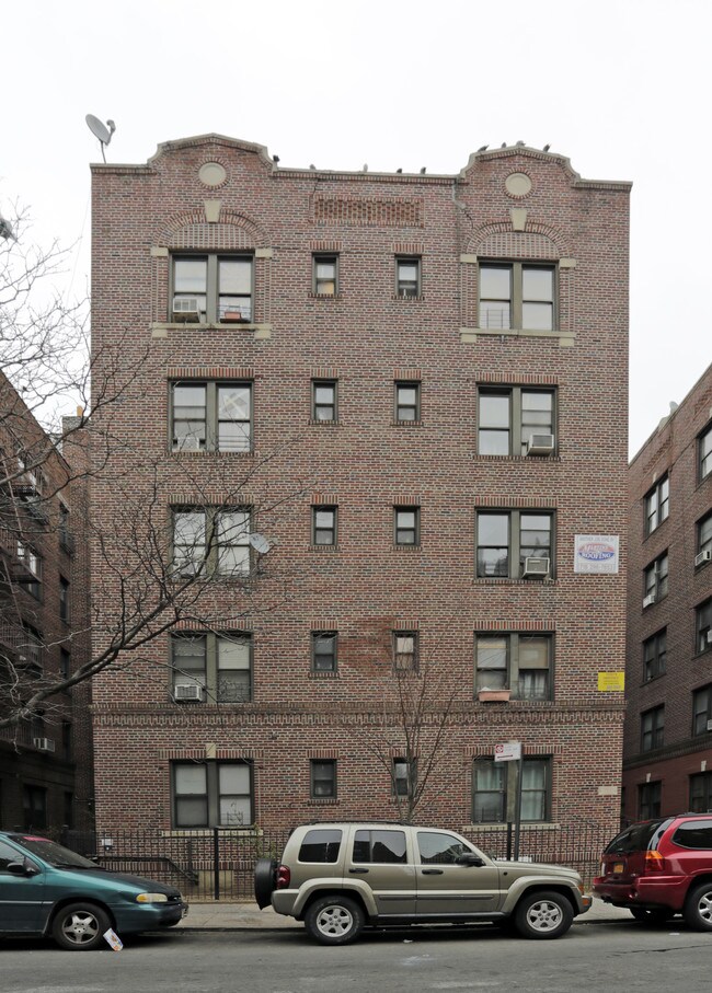 3525 94th St in Jackson Heights, NY - Building Photo - Building Photo