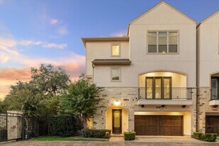 6008 Potomac Park Dr in Houston, TX - Building Photo
