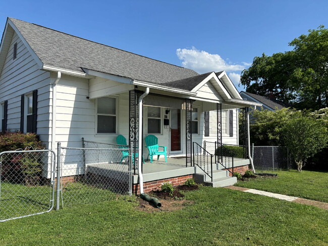 901 Berry St in Nashville, TN - Building Photo - Building Photo