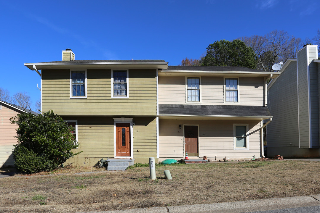 120-122 Woodberry Ct in Woodstock, GA - Building Photo