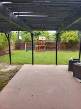 1307 W Noble Ave in Visalia, CA - Building Photo - Building Photo