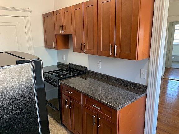 property at 1105 Lexington St