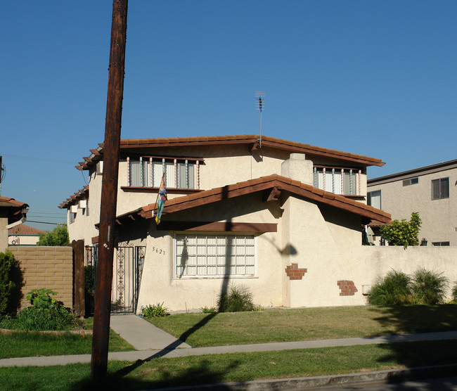 3621 Green Ave in Los Alamitos, CA - Building Photo - Building Photo