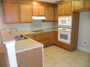 9112 Woodcreek Ct in North Charleston, SC - Building Photo - Building Photo