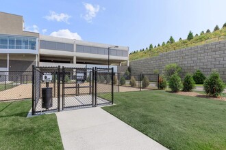 4th & Park in Douglasville, GA - Foto de edificio - Building Photo