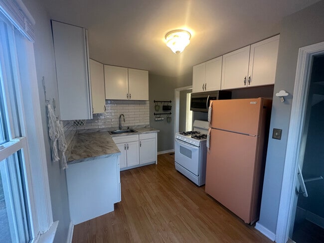 1336 W Summit Ave in Muskegon, MI - Building Photo - Building Photo