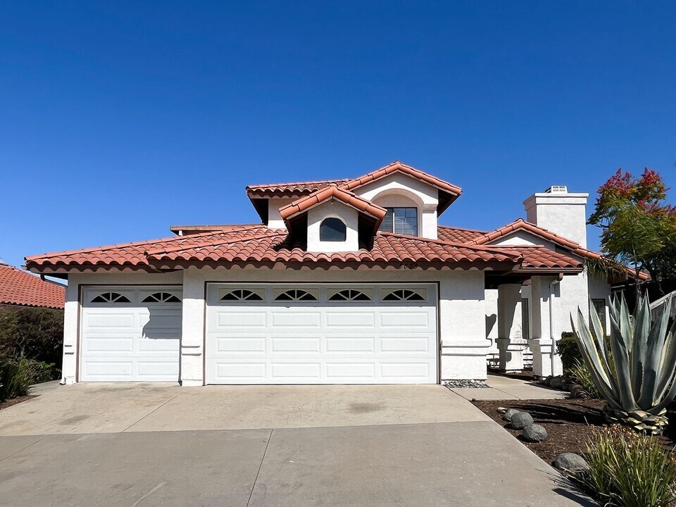 5070 Summerhill Dr in Oceanside, CA - Building Photo