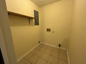 901 Greenbriar Rd in Hinesville, GA - Building Photo - Building Photo