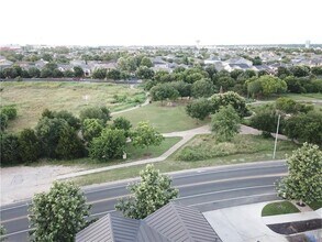 1931 E 38th 1/2 St in Austin, TX - Building Photo - Building Photo