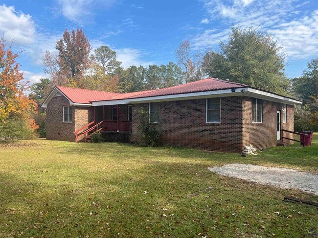 property at 3915 Elnora Dr