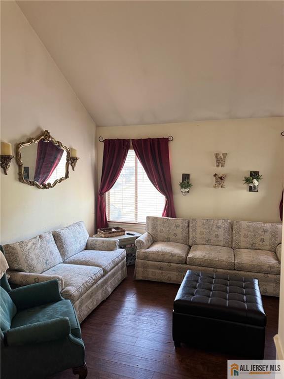 36 Stevens Ct in Bedminster, NJ - Building Photo - Building Photo