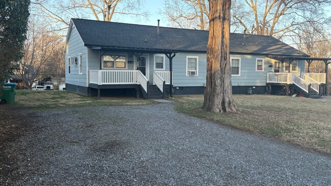 203 W Washington Ave