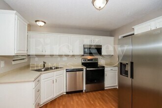 2935 Canary Ct in Charlotte, NC - Building Photo - Building Photo