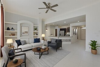 1505 Ventana Dr in Sun City Center, FL - Building Photo - Building Photo