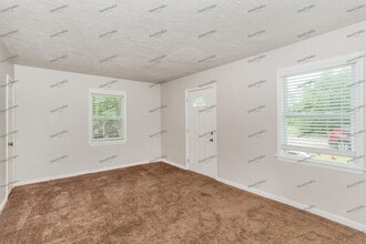 802 Van Buren St in Cincinnati, OH - Building Photo - Building Photo