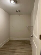 3816 Chamblee Dunwoody Rd in Atlanta, GA - Building Photo - Building Photo