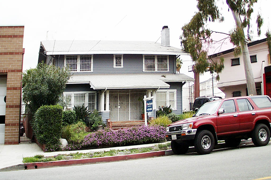 1445 N Gardner St in Los Angeles, CA - Building Photo