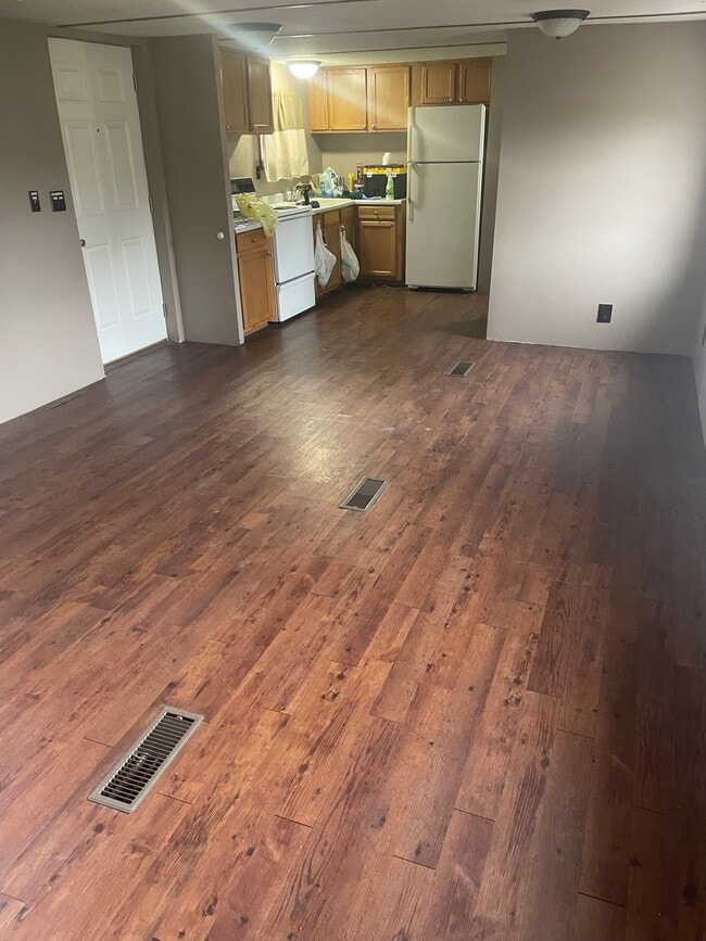 4120 Roy St in Roca, NE - Foto de edificio - Building Photo