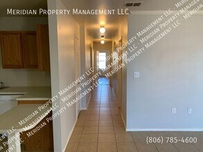 305 N Chicago Ave in Lubbock, TX - Foto de edificio - Building Photo